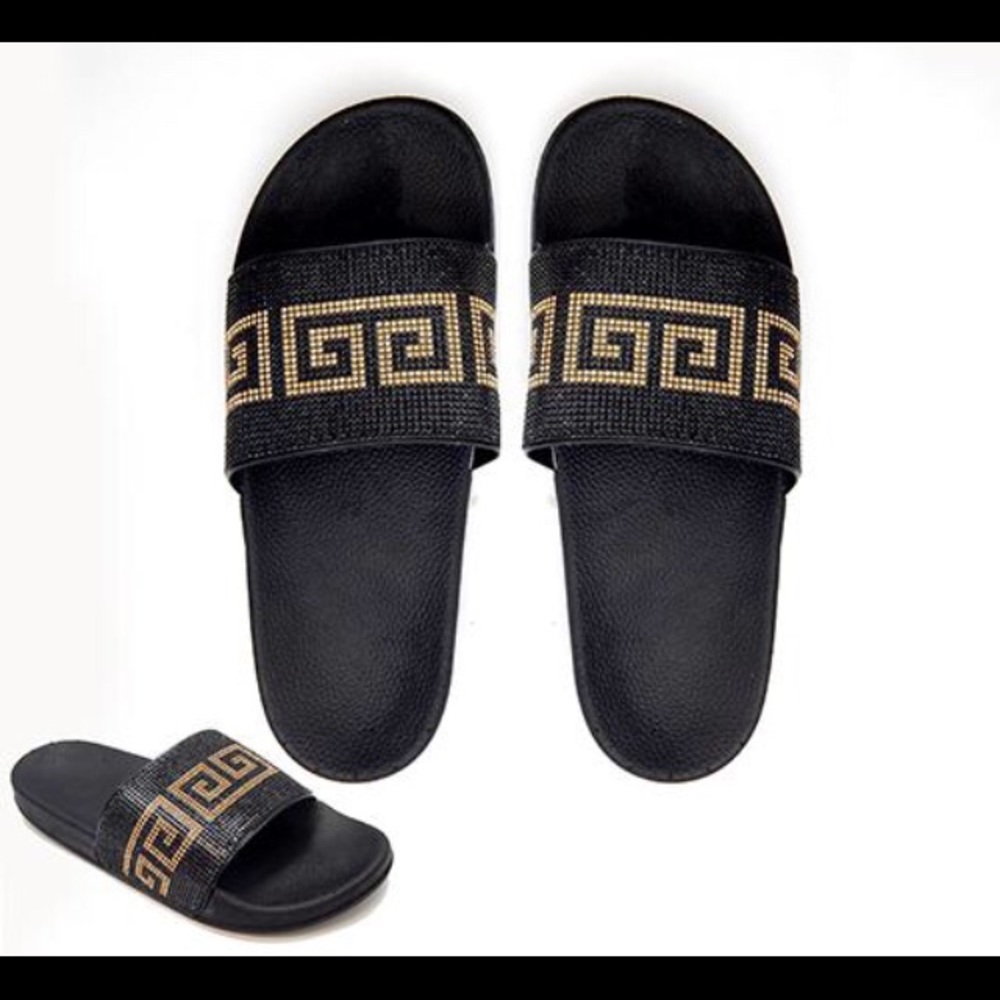 Black Greek Design Slippers
